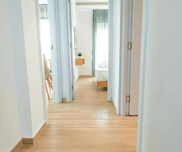 Design Efharis Апартаменты
